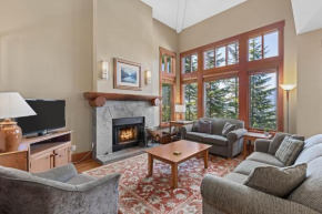 Taluswood The Heights 17 | Ski Access Townhome with Private Hot Tub, & Scenic Views